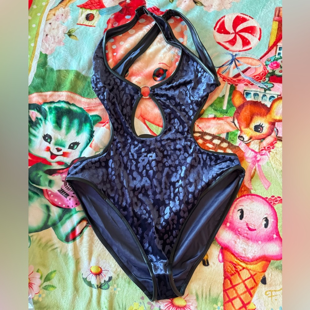 NWT BARBARELLA HALTER BODYSUIT [PLUM]